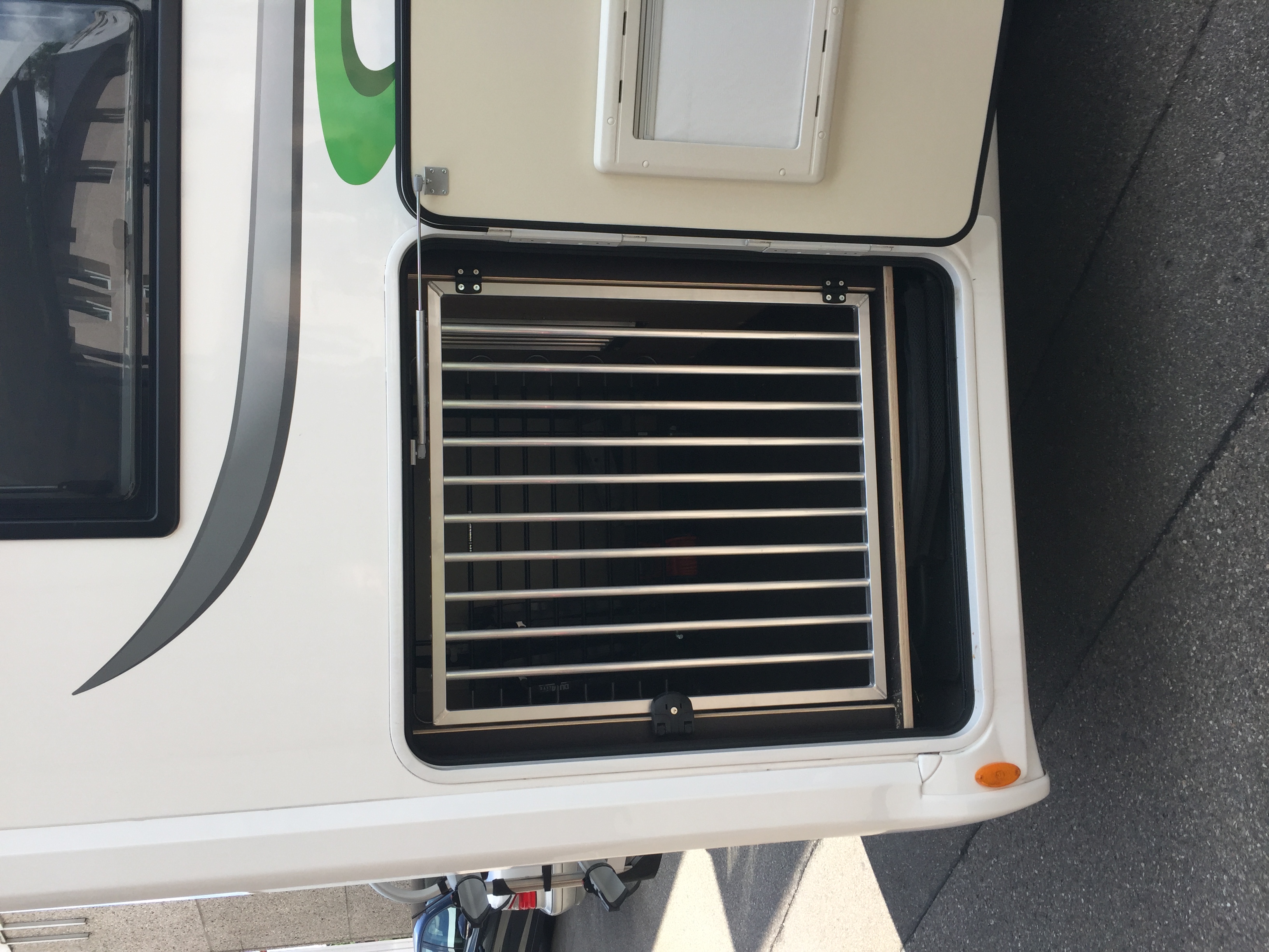 Campingmobil Garagenbox